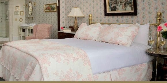 Maggie Russ bedroom and bathroom