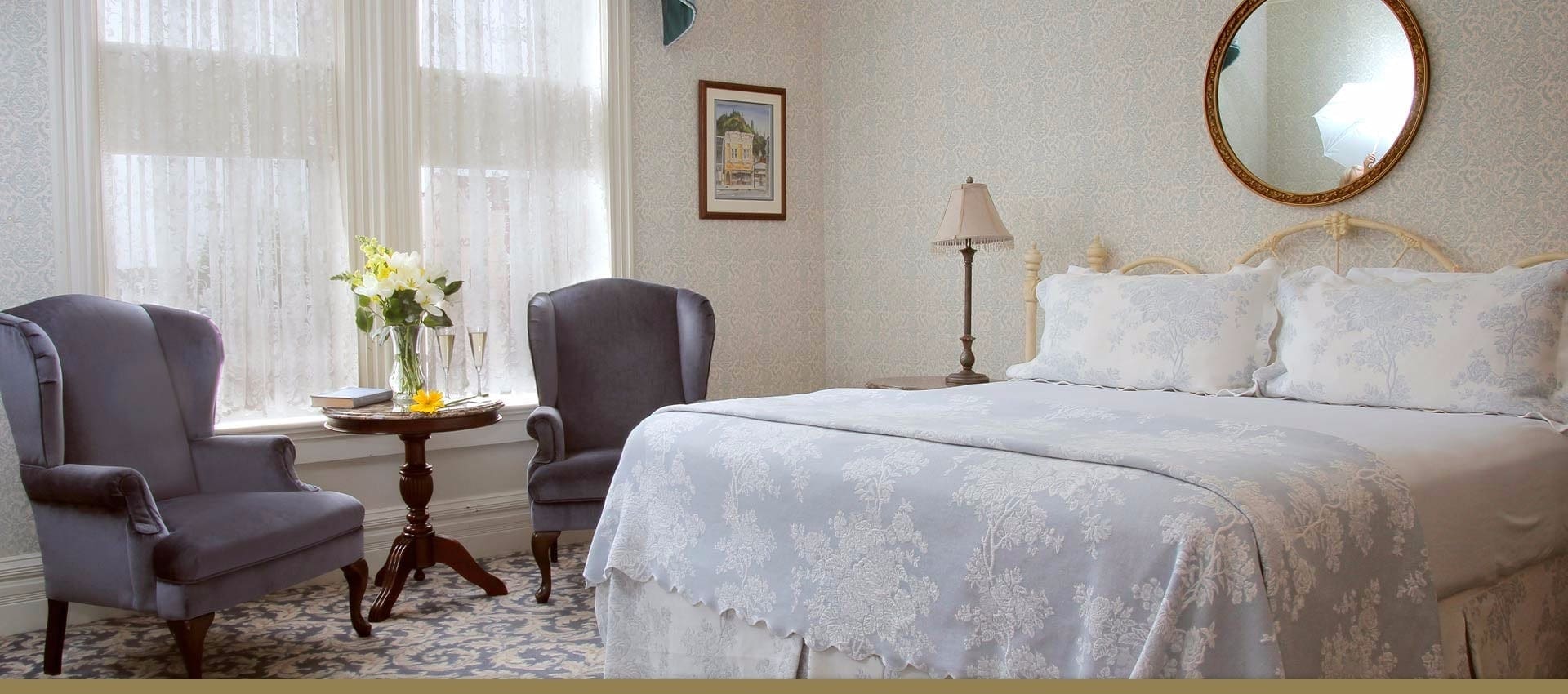 Victorian Inn Viola McBride bedroom